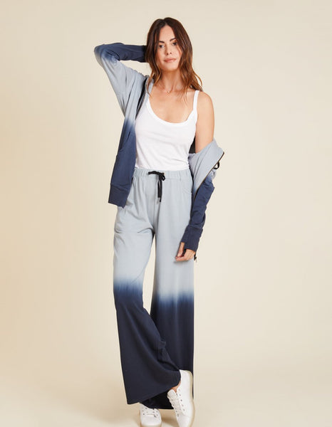 ROBYN_GREYDIPDYE_JANE_WHITE_DA